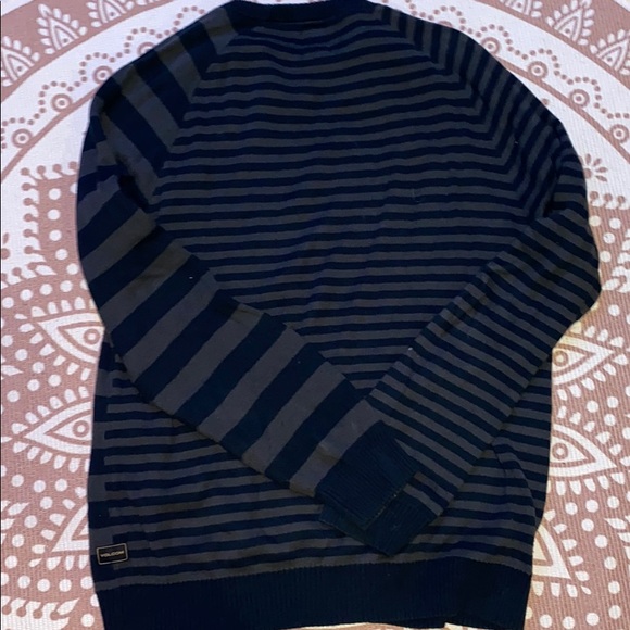 Volcom Sweater - Picture 2 of 3